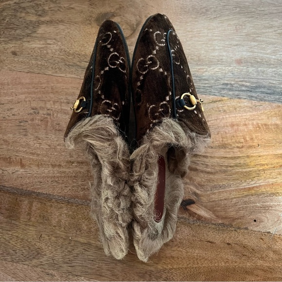 Gucci Princetown Brown Velvet Fur Slip On Flats Size 8.5 - Picture 7 of 17